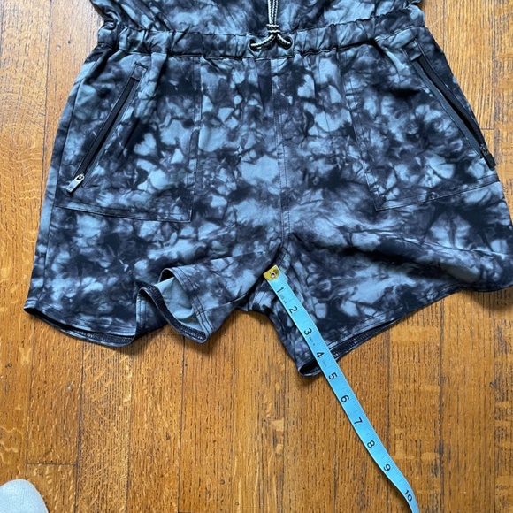 ATHLETA GIRL ON THE GO CAMO ROMPER Gray Tie Dye Sz XL 14 - Picture 7 of 9